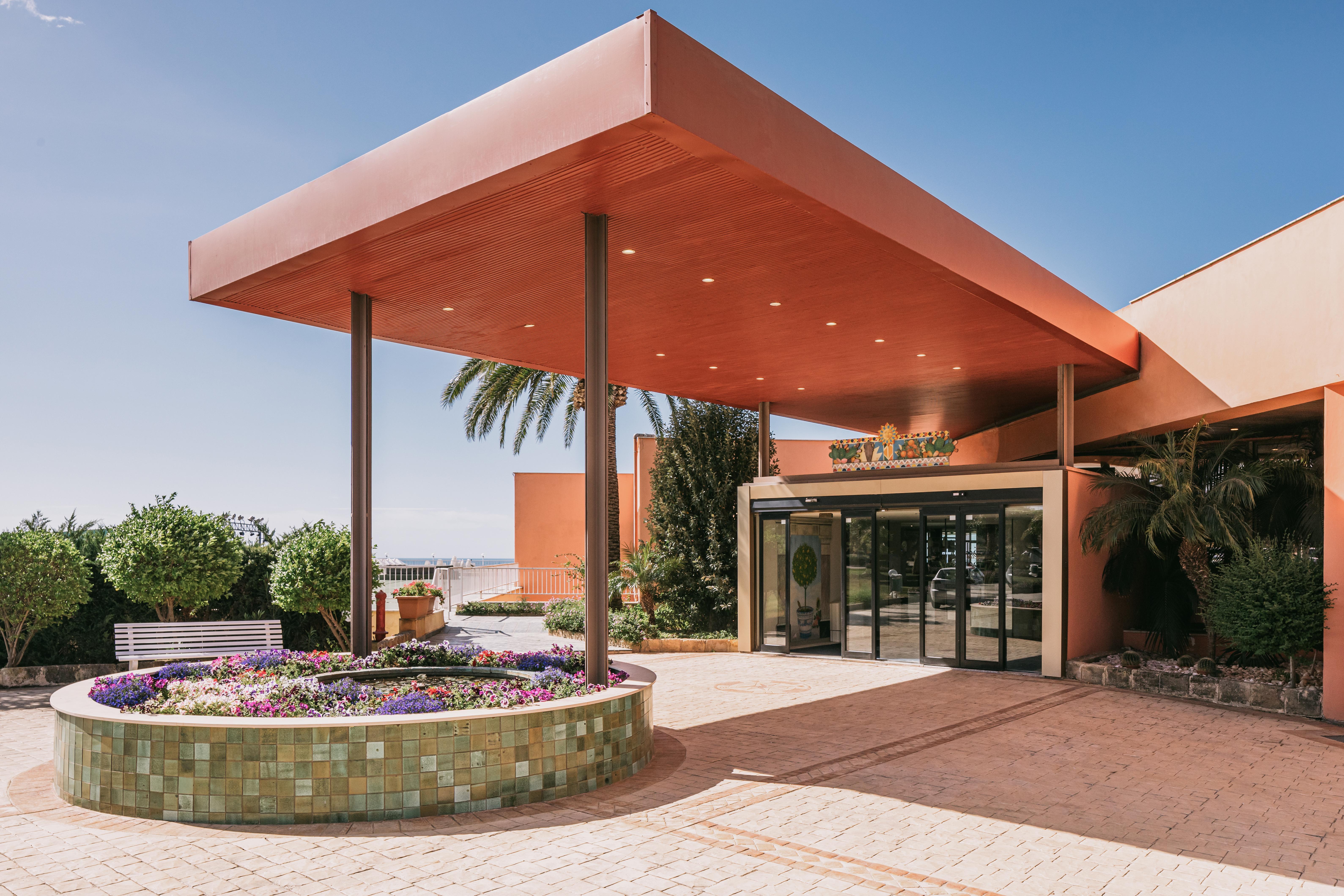 Hotel Mclub Cala Regina 4*